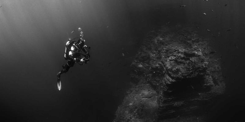 江苏新宇90：引领太阳能新能源产业的技术革新与绿色发展